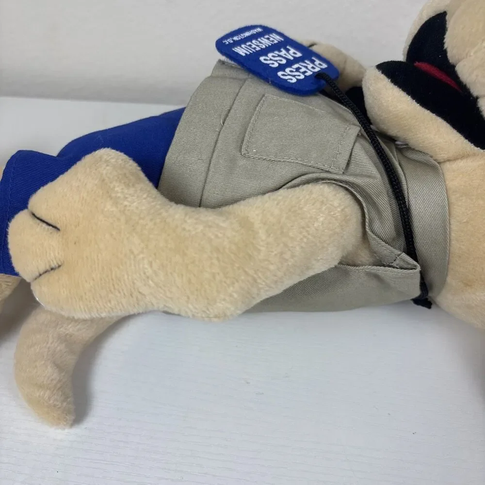 Fiesta News Hound Dog Reporter 15” Plush Stuffed Washington DC Museum Newseum